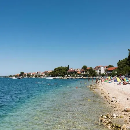 In Ibenik Near Adriatic Beaches アパート *